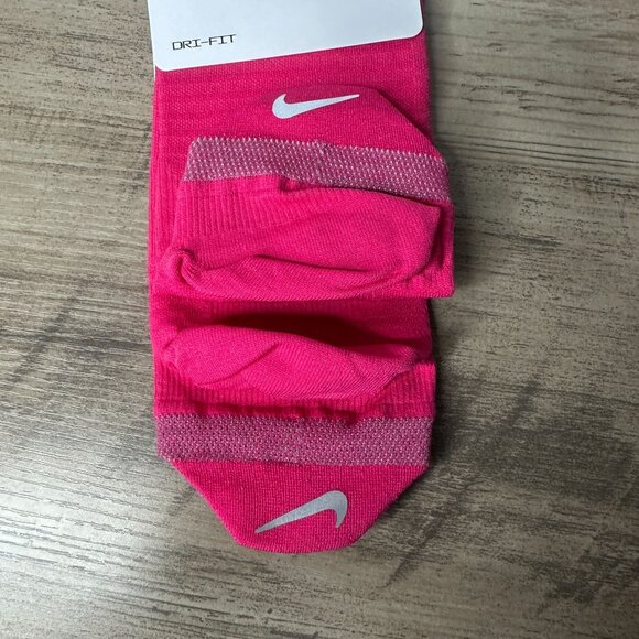 NWT Nike Women Spark Lightweight No Show Run Socks Pink Size Large (DA3589-667) - Picture 3 of 9